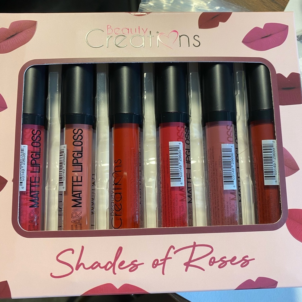 Shades of Red Matte Long Lastimg Lipglosses!